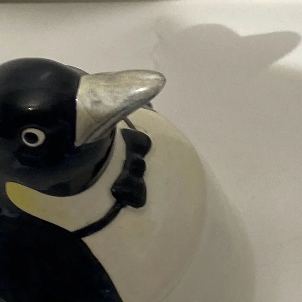 OTAGIRI Penguin Ceramic Figurine Music Trinket Box Japan Wind Up Musical‎ Vtg